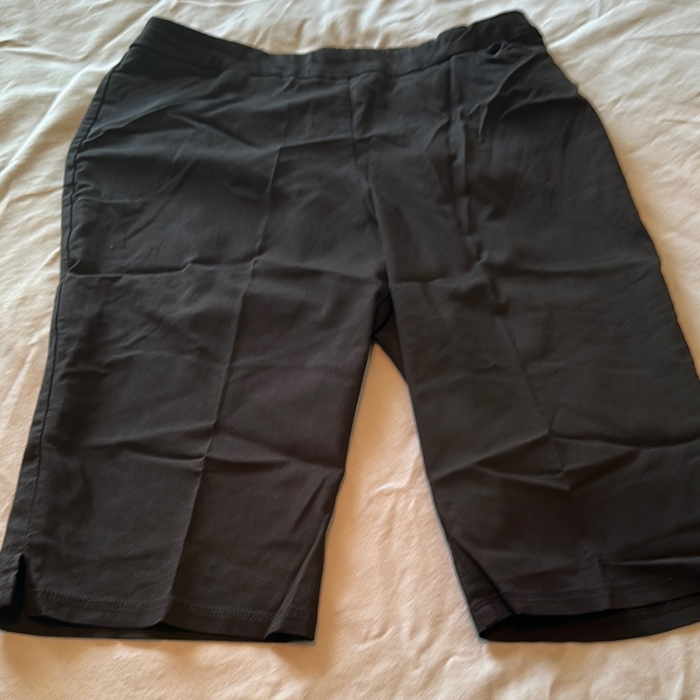 Susan Graver Black Bermuda Shorts with Clean Design